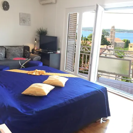 Elena 40 M2 With Beautiful Wide Sea Views 3 Stars Apartment